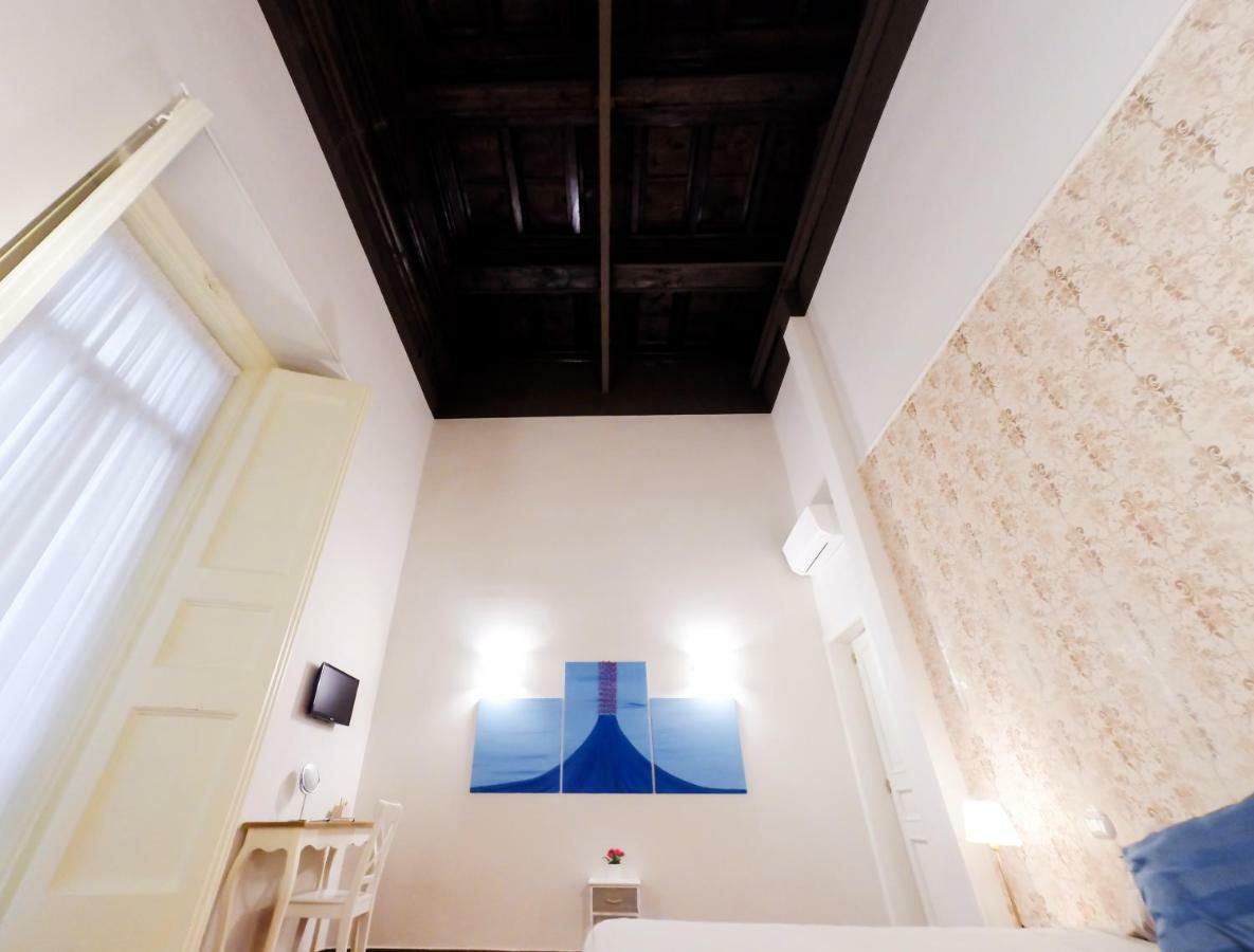 Domus Donnaregina Apartments Napoli Exterior foto